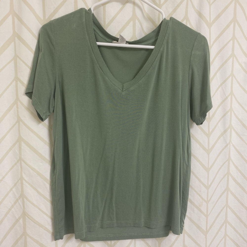 green v-neck t-shirt